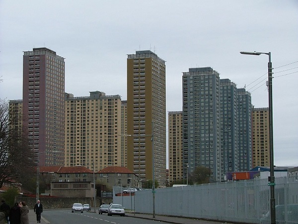 Red_Road_flats_1.jpg