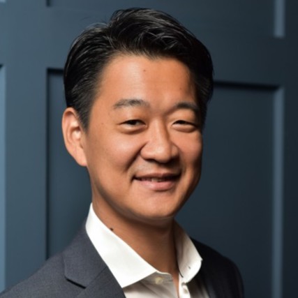 Edward Senju, Sansan